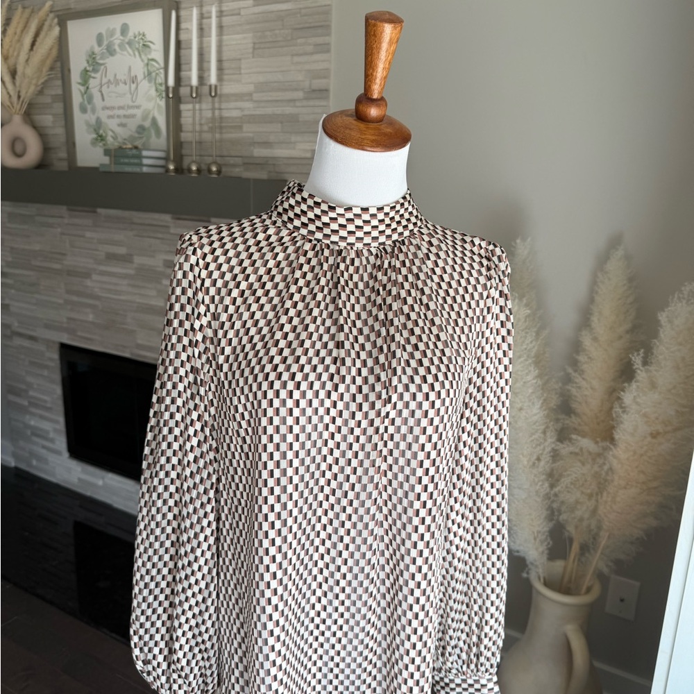 Checkered High-Neck Women's Top